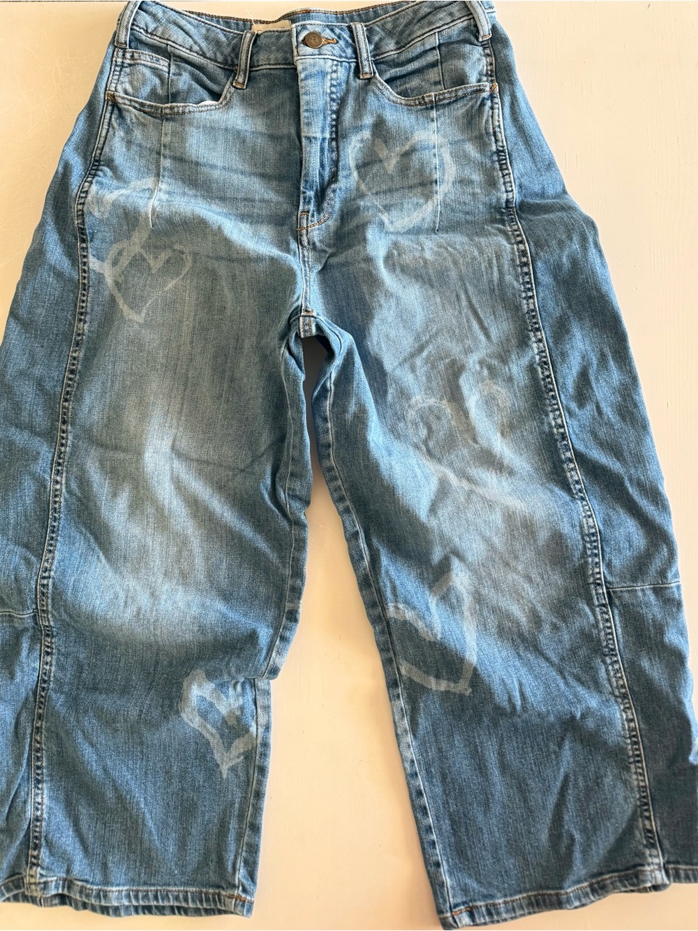 PILCRO Anthropologie Heart Graffiti Cropped Barrel Leg relaxed jeans 29